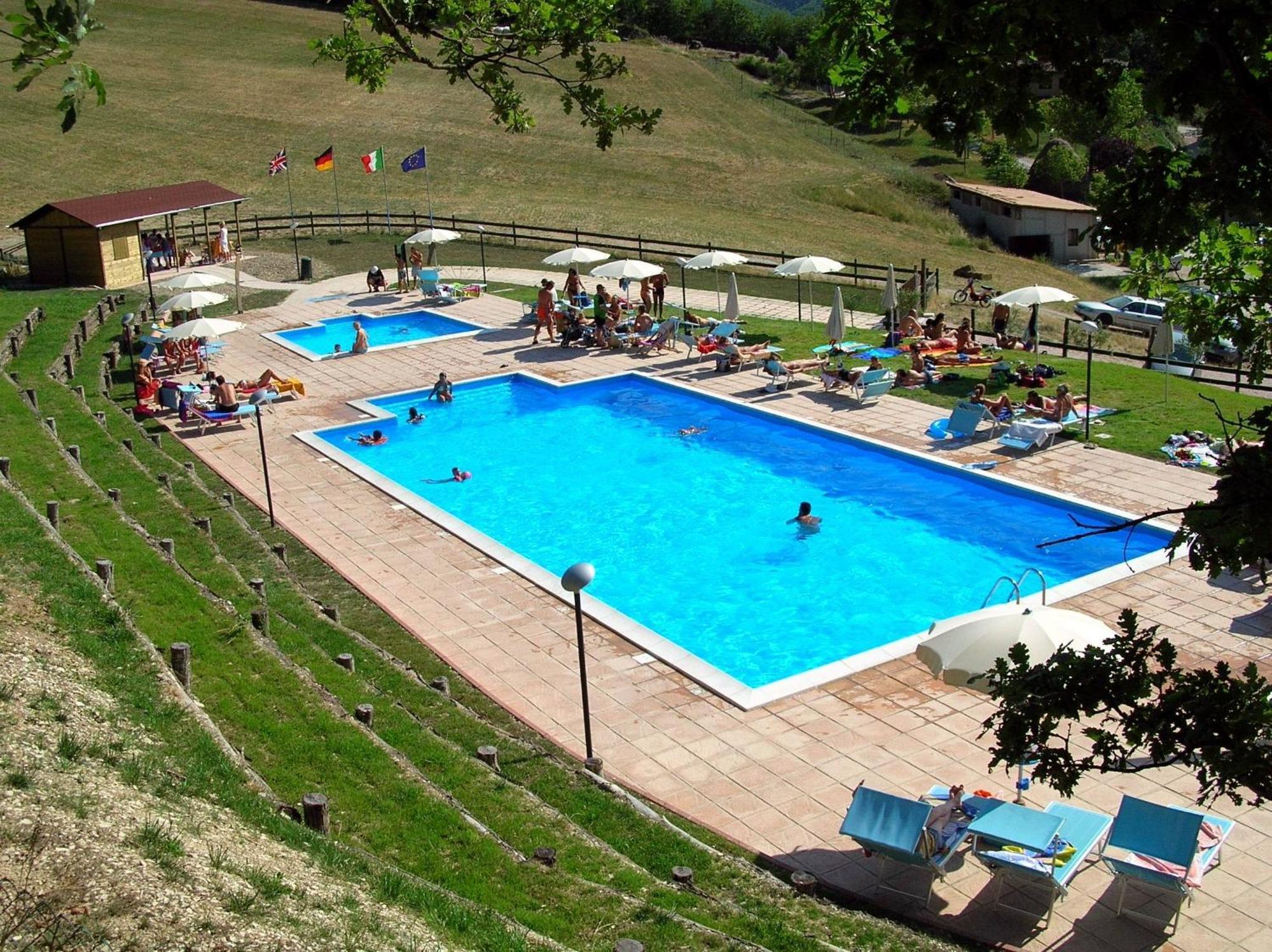 Agriturismo Orsaiola 우르바니아 외부 사진